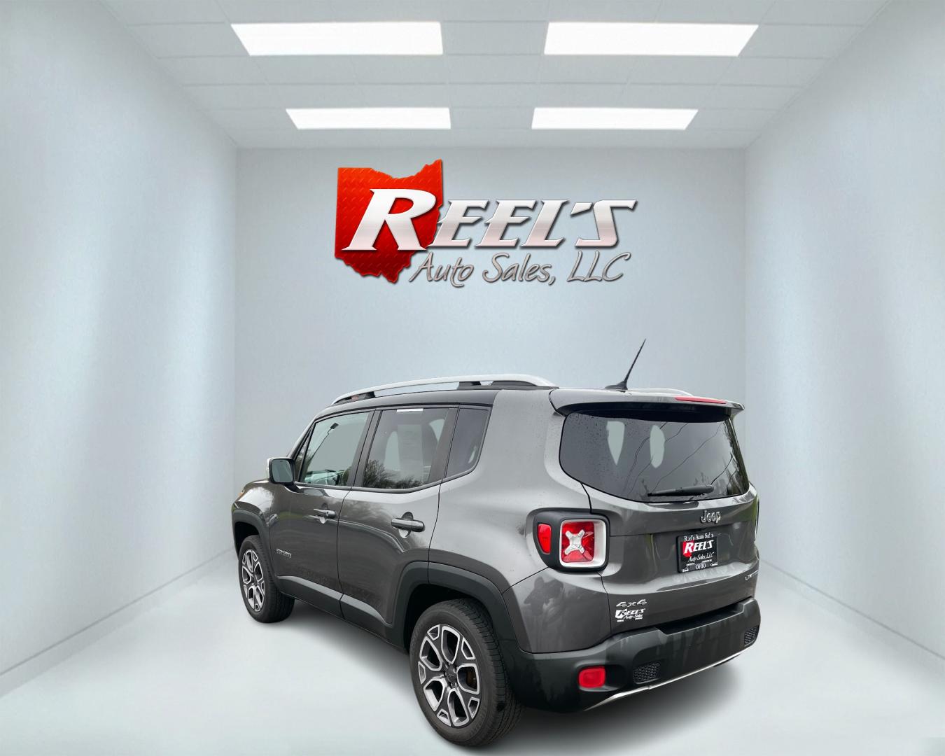 2016 Gray /Black Jeep Renegade Limited 4WD (ZACCJBDT1GP) with an 2.4L I4 DOHC 16V engine, 9A transmission, located at 11115 Chardon Rd. , Chardon, OH, 44024, (440) 214-9705, 41.580246, -81.241943 - Photo#7